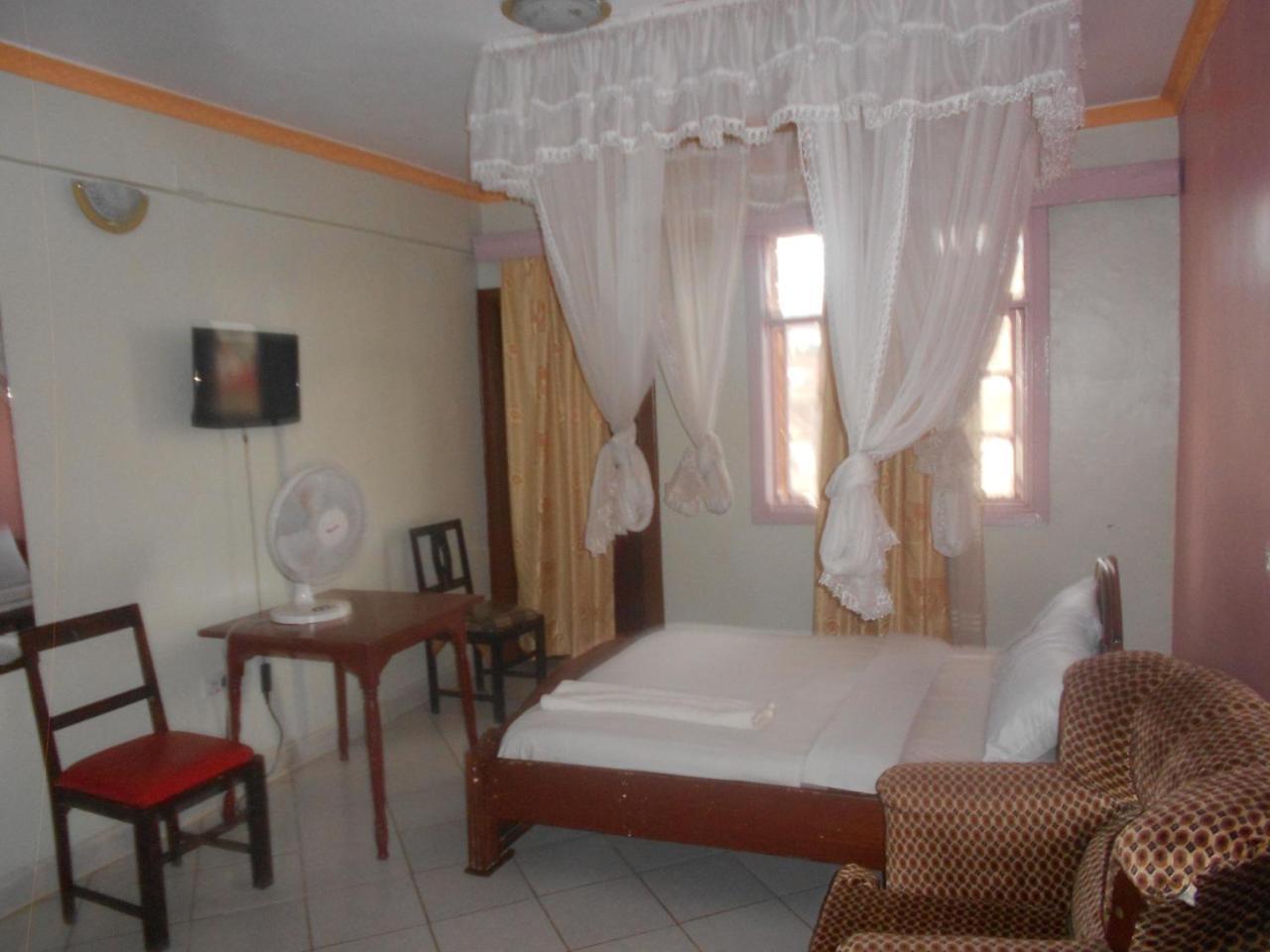 Riversand Hotel Kisumu Exterior foto